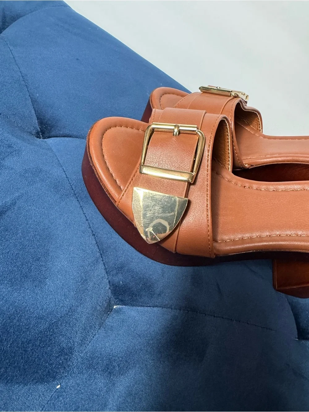 Madden Girl Brown Cognac Platform Sandals Gold Buckle Y2K 7.5